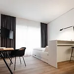 Ξενοδοχείο με διαμερίσματα The Place - Serviced Herzogenaurach