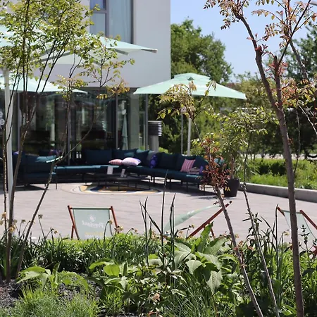 Aparthotel The Place - Serviced