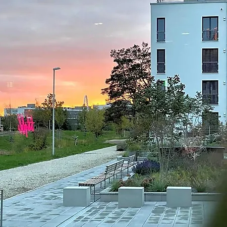 Aparthotel The Place - Serviced 4*