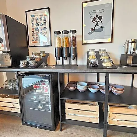 The Place - Serviced 4*